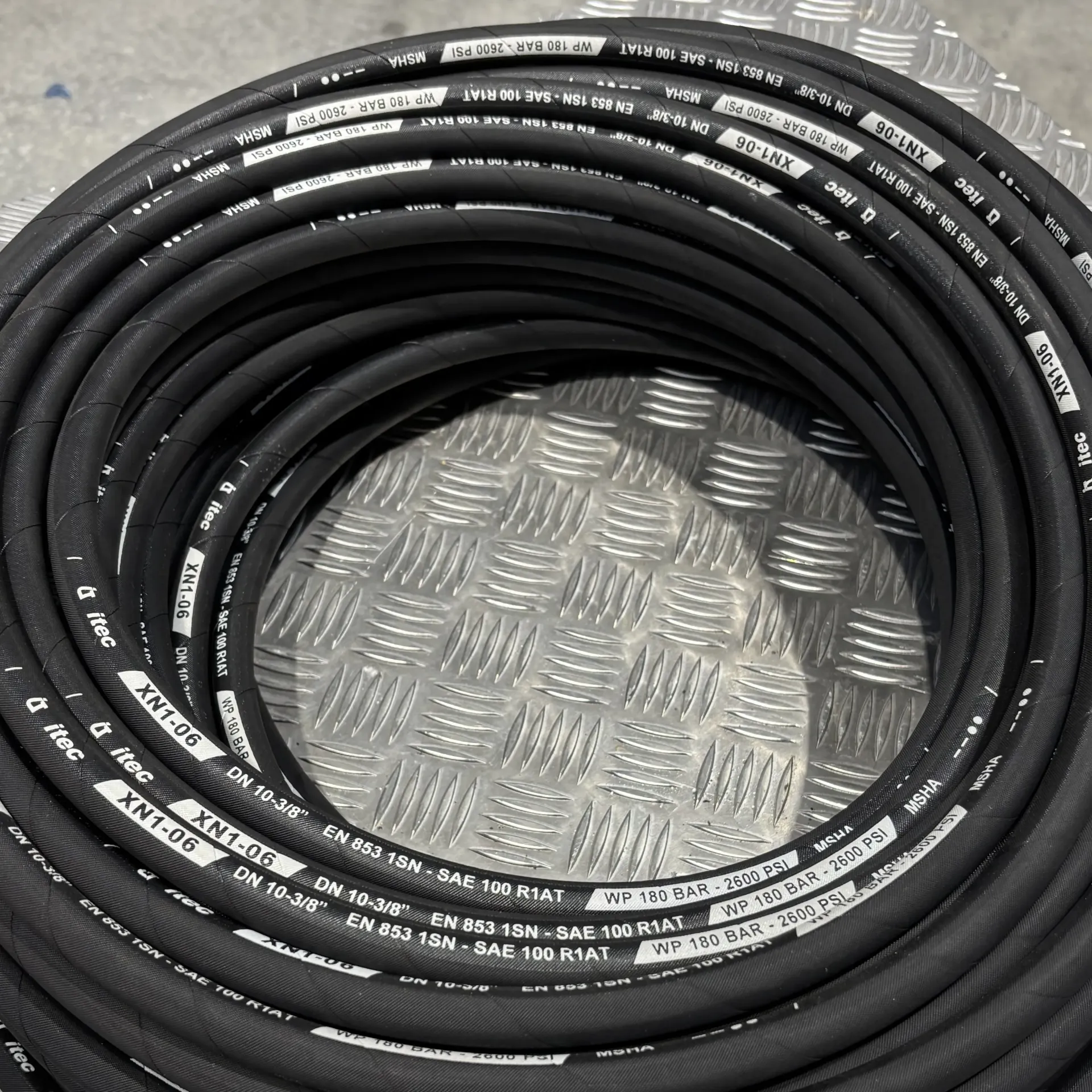 HOSE IT 1SN (W) 1/4"  225 WP