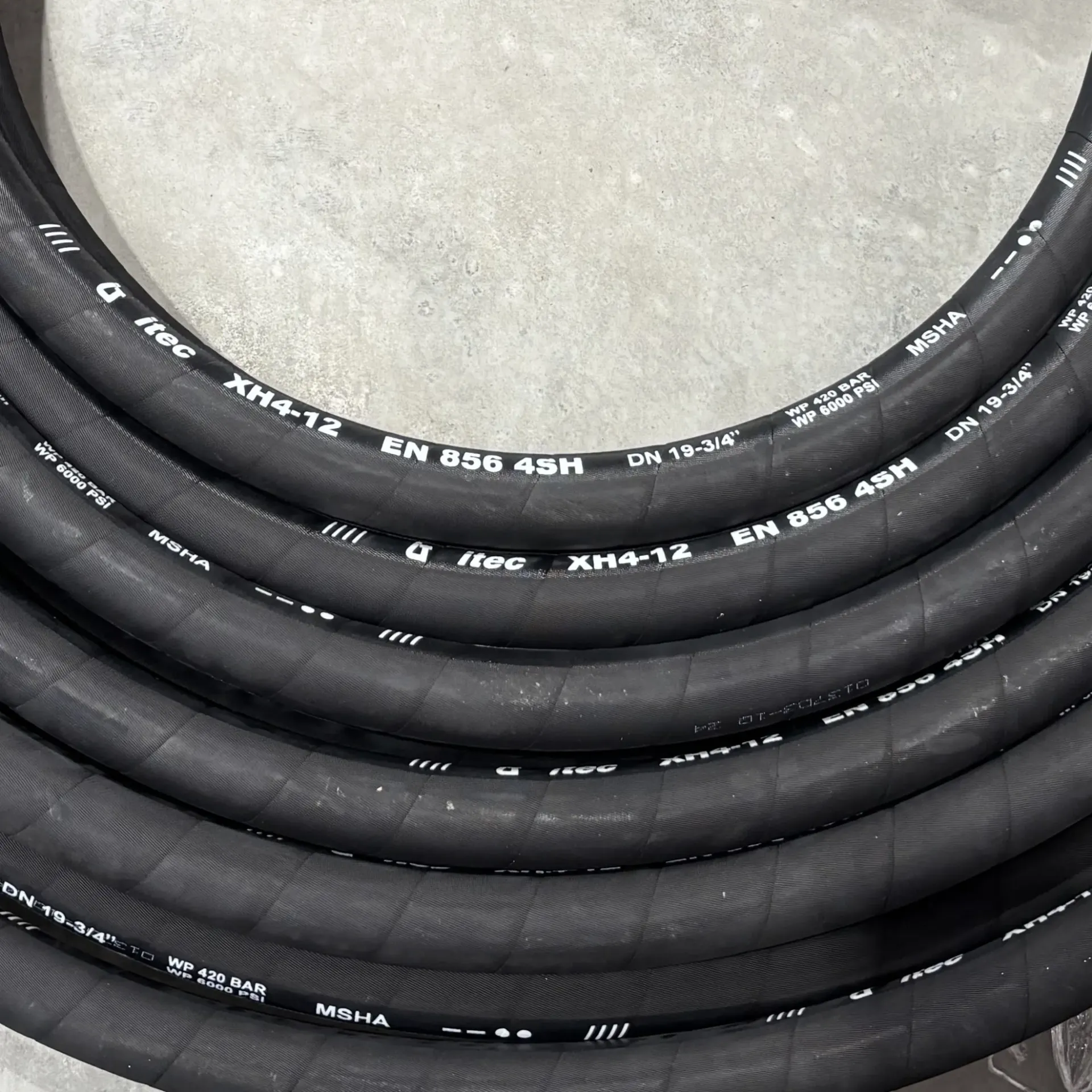 [4SH-16-IT] HOSE IT 4SH 1" 380 WP