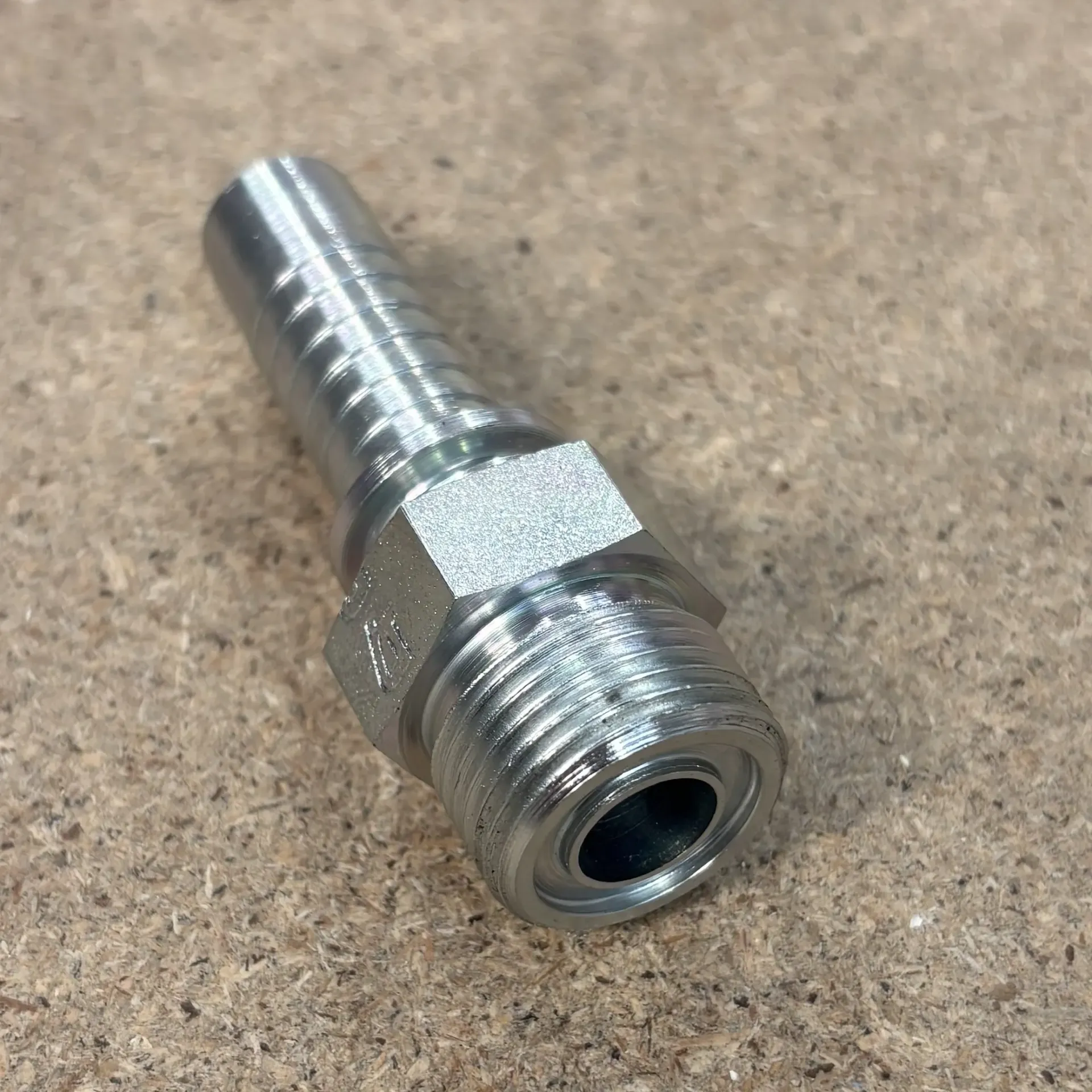 [OM19B1212] INSERT 3/4 (1-3/16 THREAD) ORM MALE X 3/4